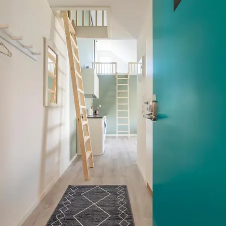 Gammelskola Apartment Henningsvaer