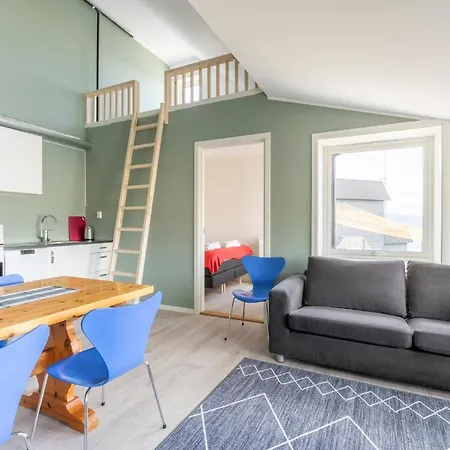 Gammelskola Apartment Henningsvaer