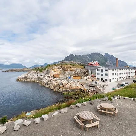 Gammelskola Henningsvaer